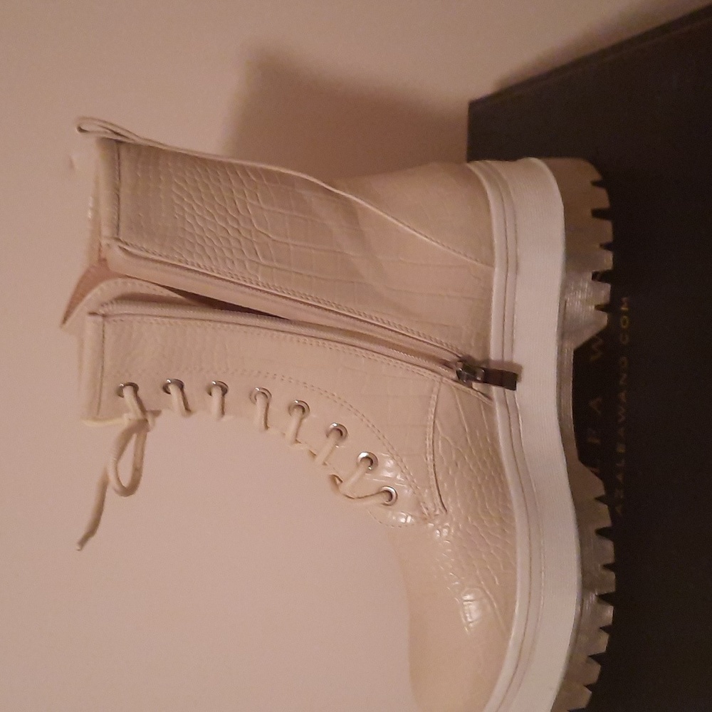 NEW,,Azalea wang bootie NEW WITH TAG